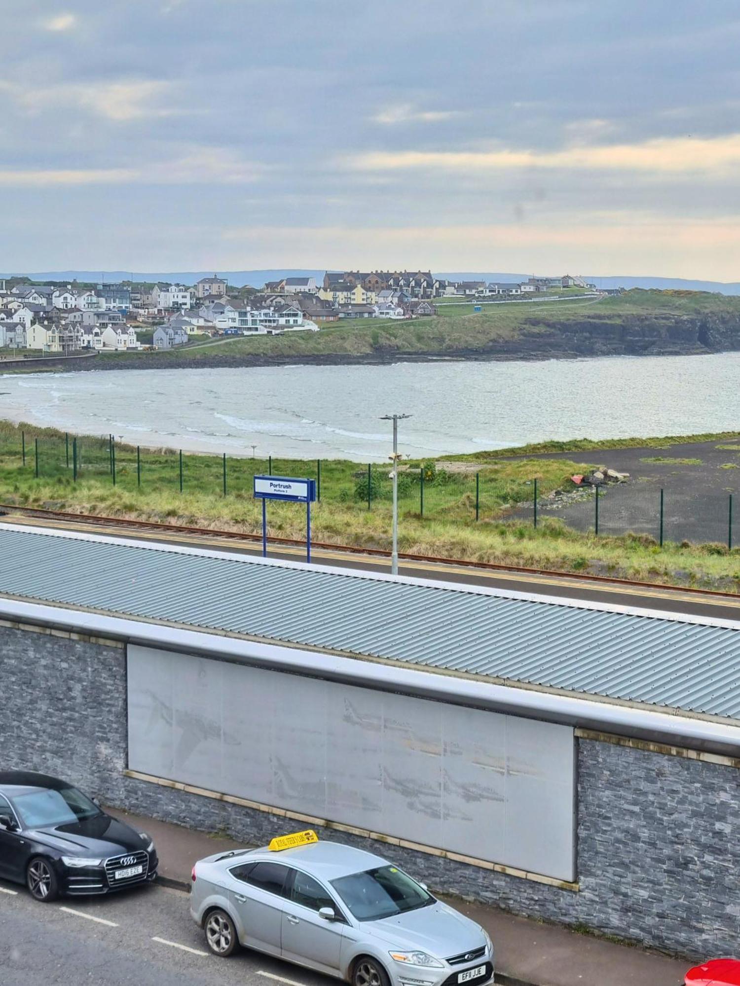 Ferienwohnung 6 Golf Terrace - Portrush By The Sea Exterior foto